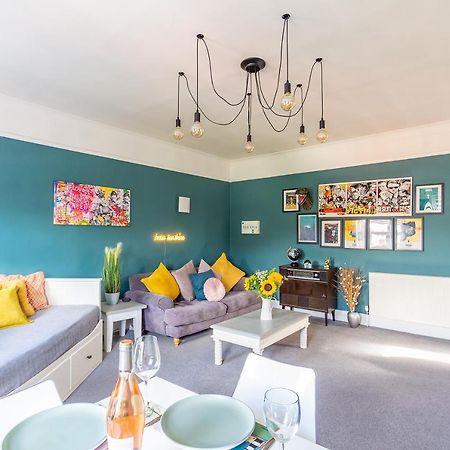 Spacious Split Level Flat In Great Location Portsmouth Exterior foto