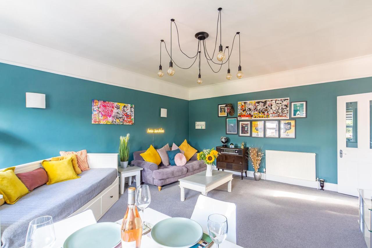 Spacious Split Level Flat In Great Location Portsmouth Exterior foto