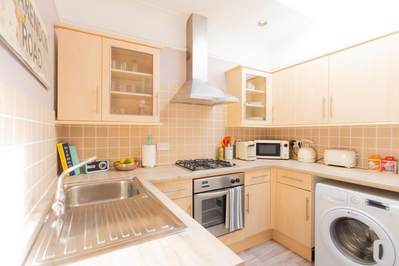Spacious Split Level Flat In Great Location Portsmouth Exterior foto