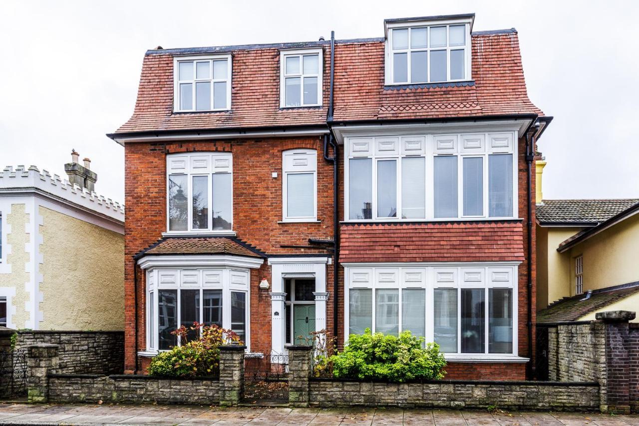 Spacious Split Level Flat In Great Location Portsmouth Exterior foto